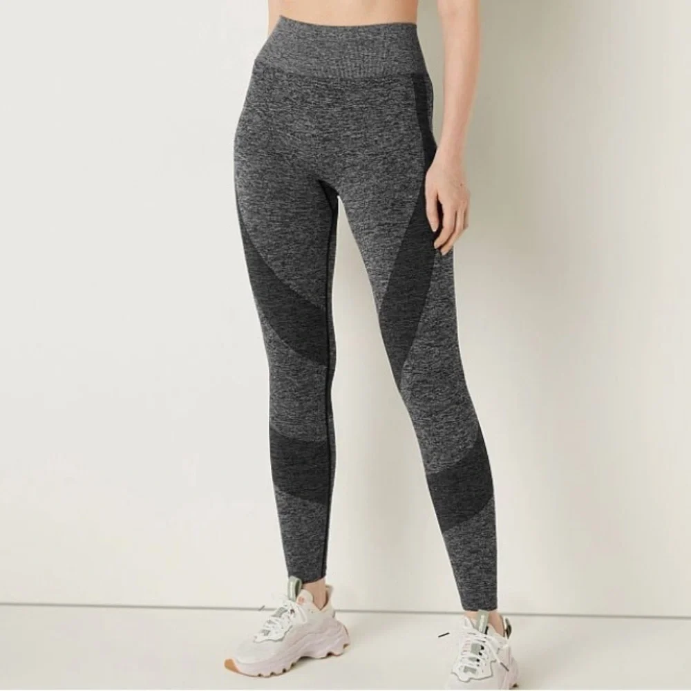 PINK Grey Seamless Air Leggings - Picture 1 of 7
